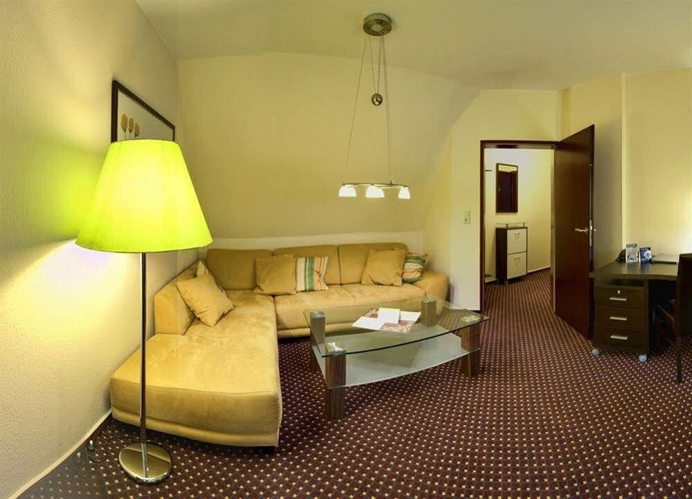 Nordwest-Hotel Bad Zwischenahn Exteriör bild